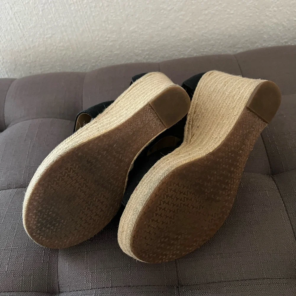 Michael Kors Black and Tan Wedge Sandals - Picture 5 of 5